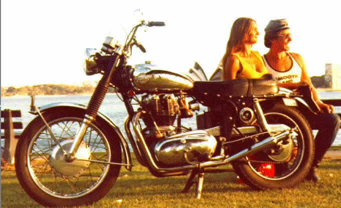 Royal Enfield Interceptor Series II, 1969, 750cc of Raw British Power, oh and that Sound!!k